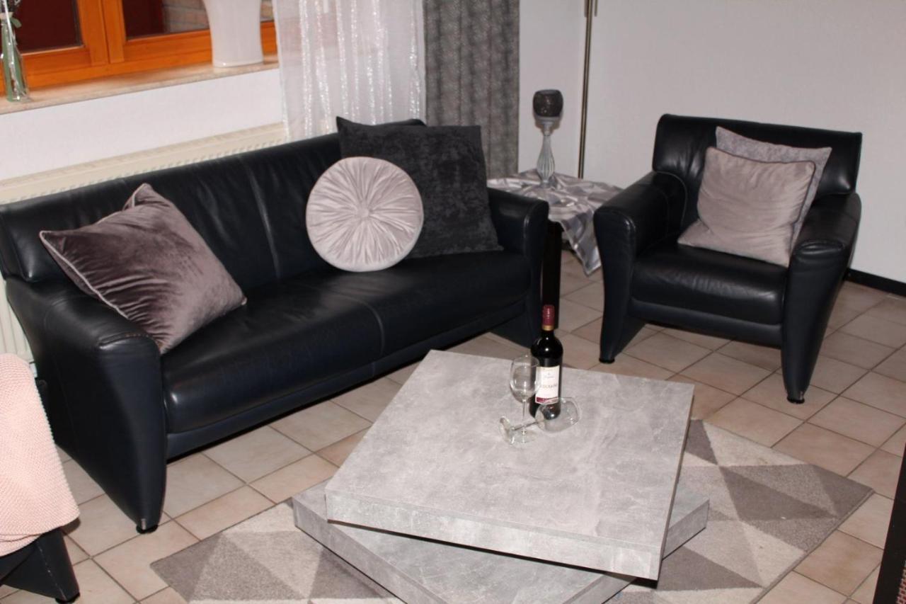 Wohnen In Einer Privatstrasse Apartment Marl Bagian luar foto
