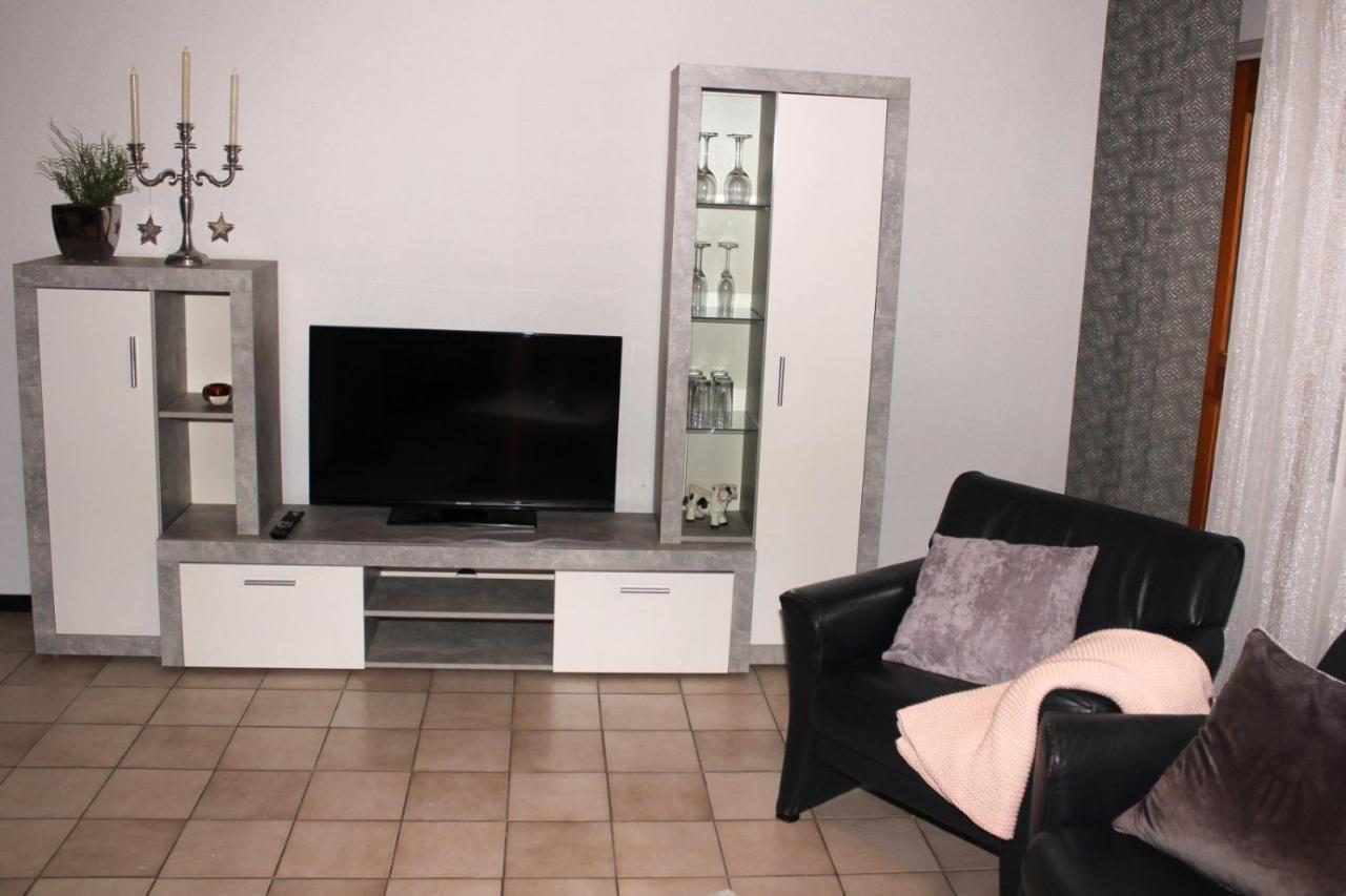 Wohnen In Einer Privatstrasse Apartment Marl Bagian luar foto